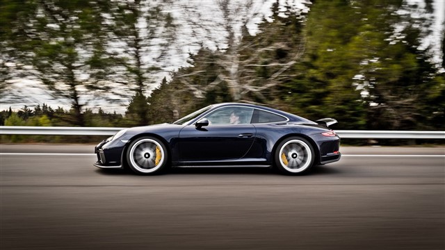 Flaunting a huge rear wing, giant air intakes, and fender-filling wheels and tires, there’s no mistaking the 911 GT3 for anything but the track-ready racer it is.