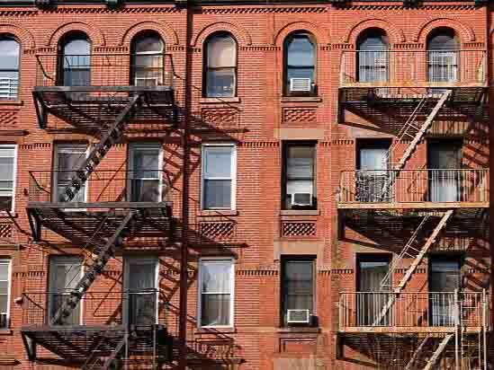In 1897, the first outdoor fire escape with an external staircase was patented by Anna Connelly. Around this time, buildings were getting bigger and higher, and fire department ladders in cities could generally only reach the fourth floor. In the 1900s, Connelly’s invention became part of many building safety code requirements across the US.