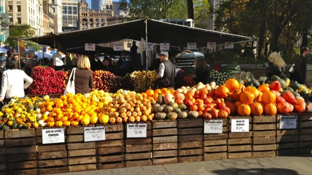 Situated in the heart of downtown Manhattan, the Union Square Greenmarket provides a vast array of locally grown foods from the region’s farms. ...