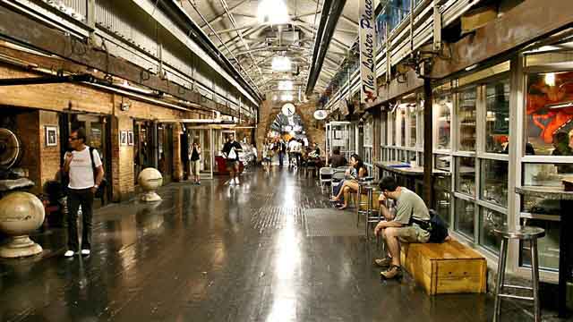 Underneath the High Line in a reclaimed biscuit factory sits Chelsea Market, an indoor food hall that offers everything from exotic spices to fresh lo...